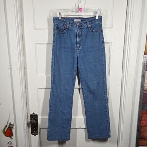 Levi's Sz 10 Classic Blue Straight Leg Jeans Timeless Style